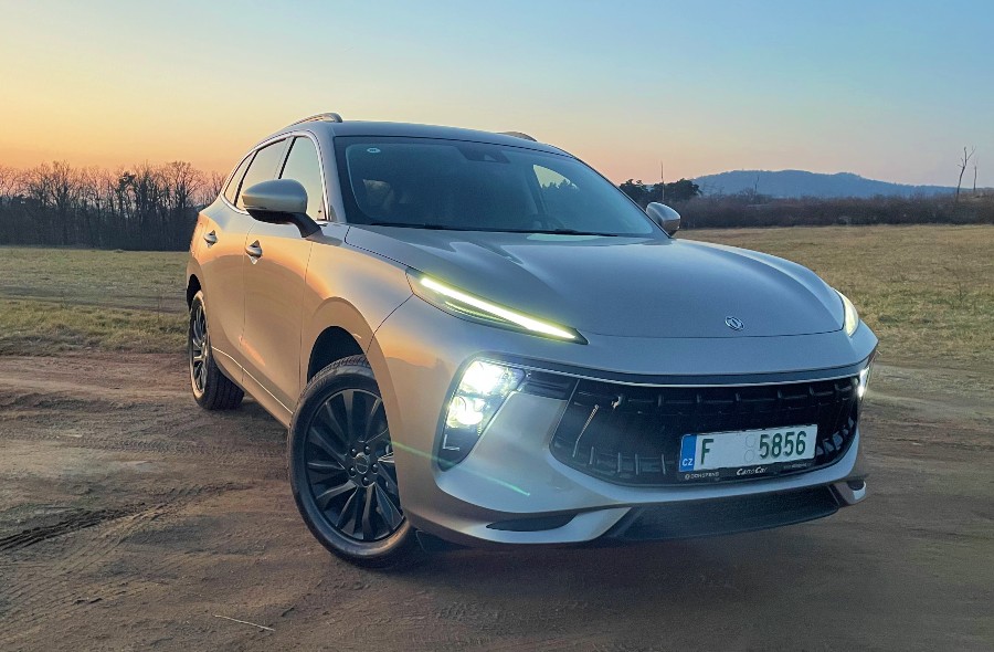 stylové SUV kupé