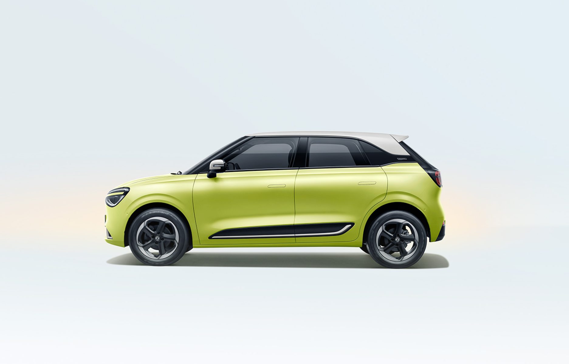 Elektromobil Dongfeng Box se slevou 75 tisíc, nyní od 514 000 Kč